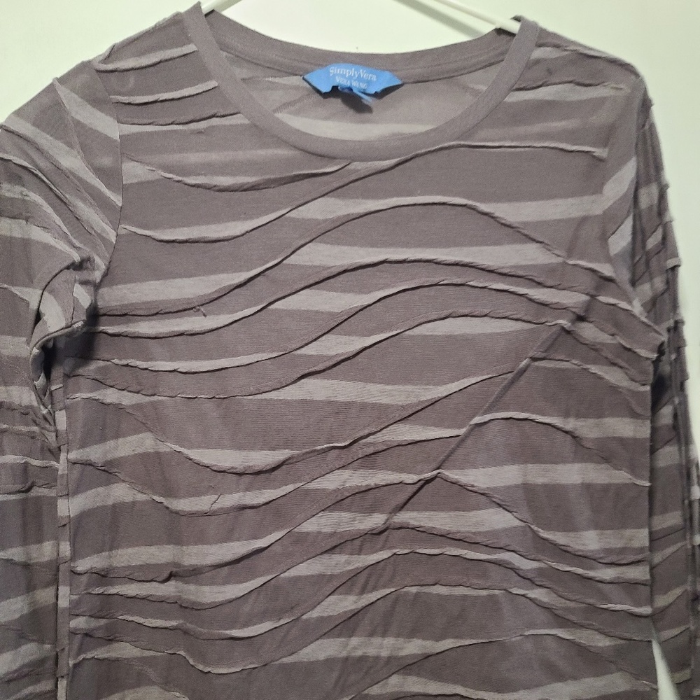Vera Wang Gray Long Sleeve Shirt
